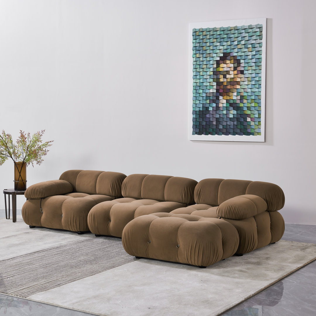 Daimion 4 - Piece Upholstered Sectional